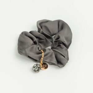 Alternative view of COLITA CON STRASS