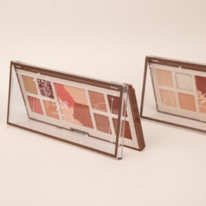 Alternative view of PALETA DE SOMBRAS Y RUBOR
