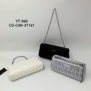 CARTERA RECTANGULAR CON COSTURA CITY GIRL