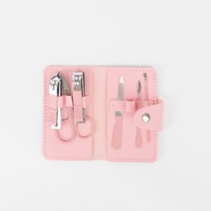 KIT DE HERRMIENTAS PARA UÑAS CITY GIRL - 7PCS