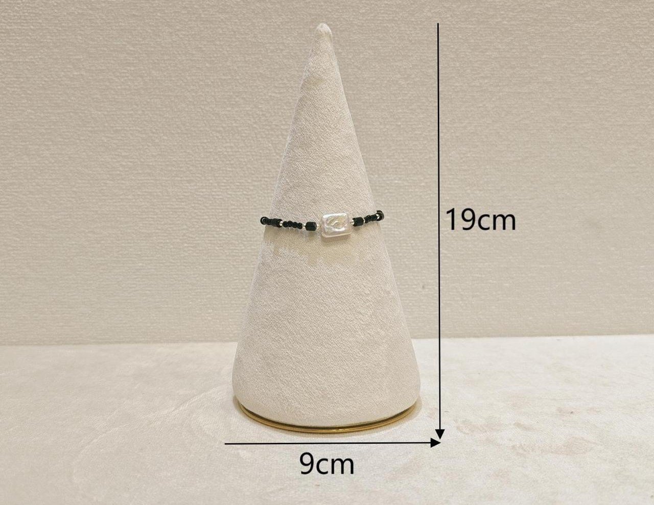 EXHIBIDOR DE PULSERAS CONO